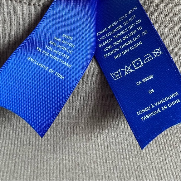 Kit and Ace Sleeveless Turtleneck (M) Tan - Picture 2 of 8